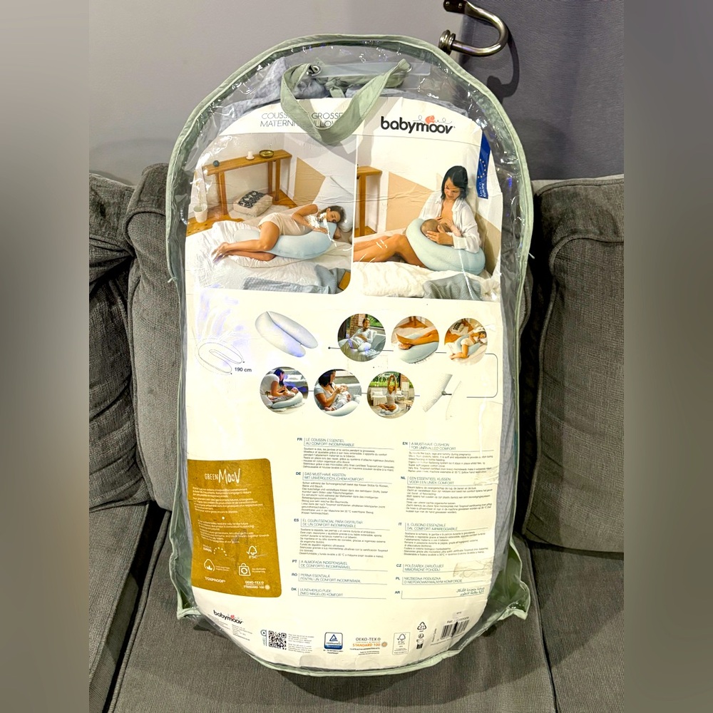 Baby Moov B. Love Maternity Pillow - Picture 2 of 6